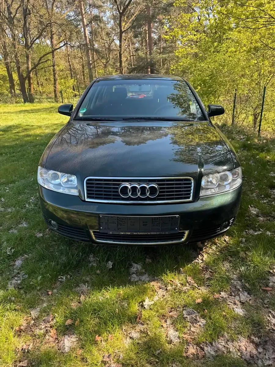 Second-hand Audi A4 2004 Verde Berlinǎ
