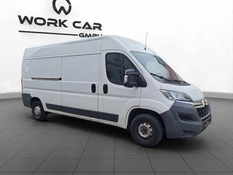 Weiß Gebraucht 2016 Citroën Jumper Proline Van / Kleinbus | 7.999 € (Superpreis) - Bild 1/4