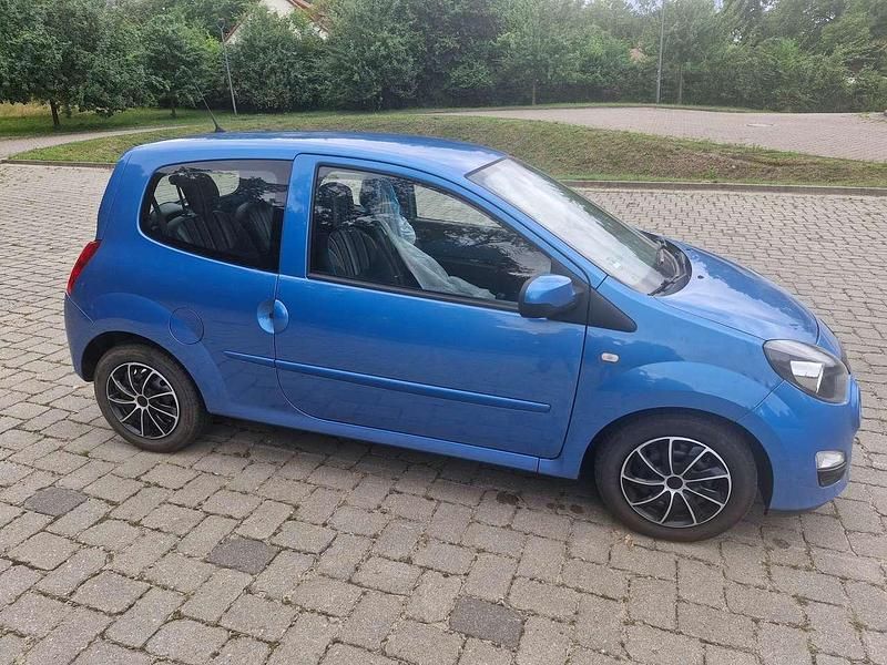 Blau Gebraucht 2012 Renault Twingo Dynamique Kleinwagen | 2.800 € (Fairer Preis) - Bild 1/4