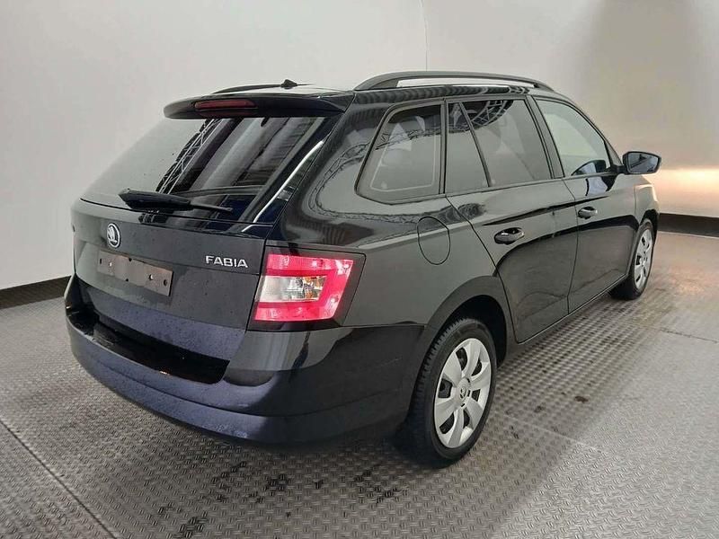 Gebraucht Skoda Fabia 75 PS (55 kW) 2015 Schwarz Kombi