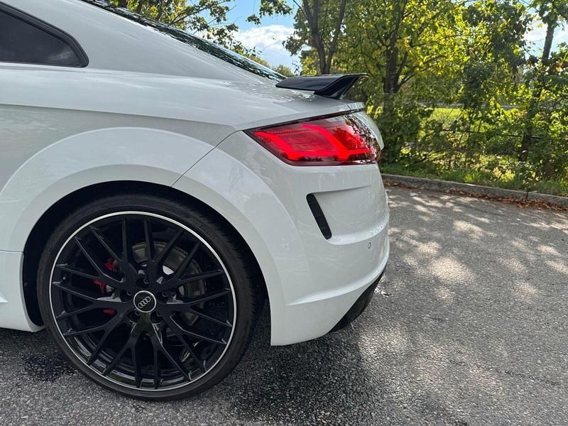 Second-hand Audi TT Ambiente 245 CP (180 kW) 2021 Alb Coupe