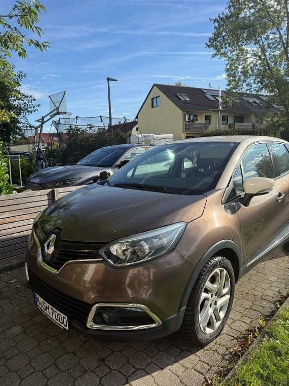Braun Gebraucht 2014 Renault Captur Experience SUV | 8.900 € (Fairer Preis) - Bild 1/4