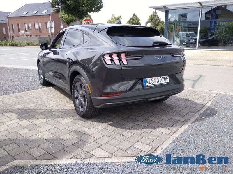 Gebraucht Ford Mustang Mach-E 216 kW (294 PS) 2022 Dark matter/starlight gray SUV