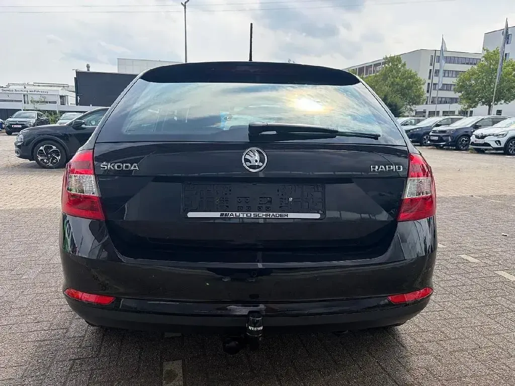 Gebraucht Skoda Rapid Cool Edition 90 PS (66 kW) 2016 Schwarz Kleinwagen