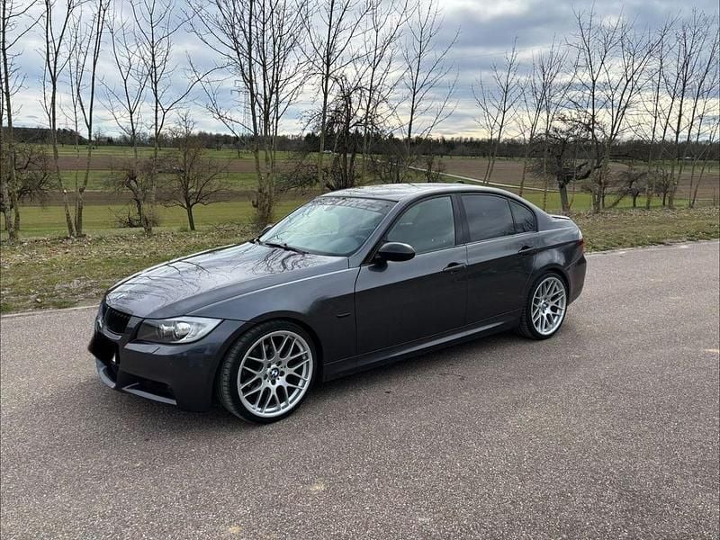 Gebraucht BMW 330 258 PS (189 kW) 2006 Grau Limousine
