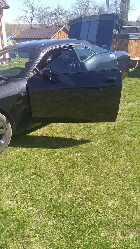 Second-hand Dodge Challenger 476 CP (350 kW) 2013 Negru Coupe