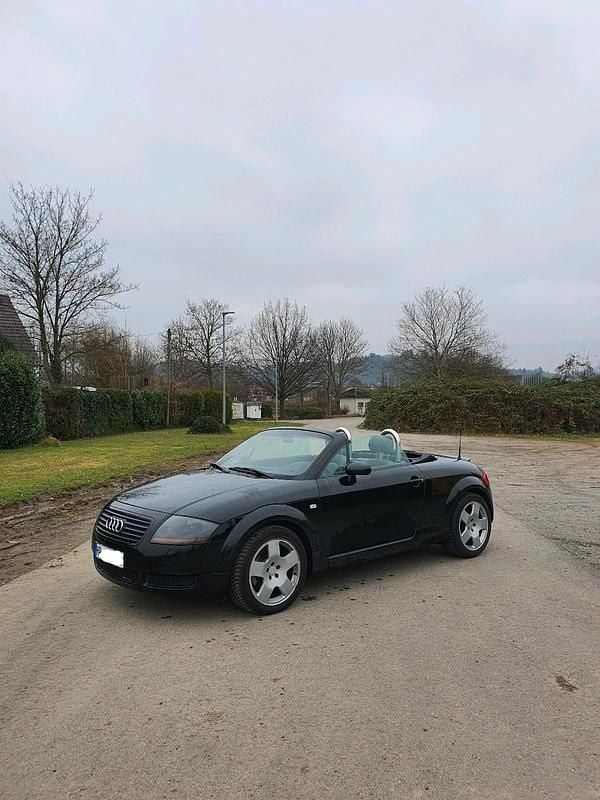 Gebraucht 2001 Audi TT Cabrio | 2.900 € (Superpreis) - Bild 1/4