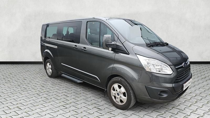 Gebraucht Ford Tourneo Titanium 170 PS (125 kW) 2016 Magneticgrau metallic Van / Kleinbus