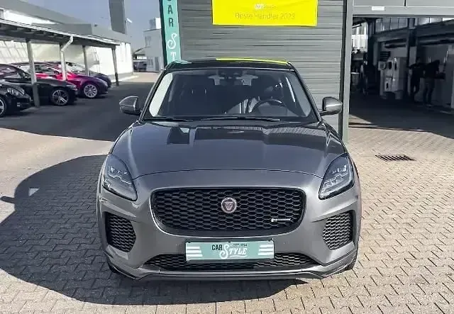 Begagnad Jaguar E-Pace R-Dynamic 241 HK (177 kW) 2018 Grå SUV