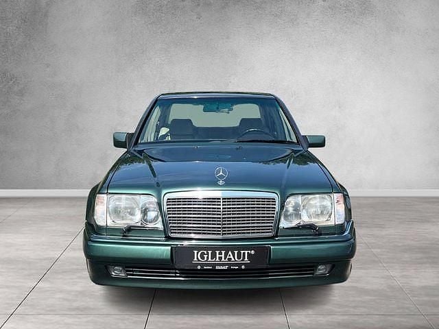 Gebraucht Mercedes E500 AMG 320 PS (235 kW) 1994 Grün malachit Limousine