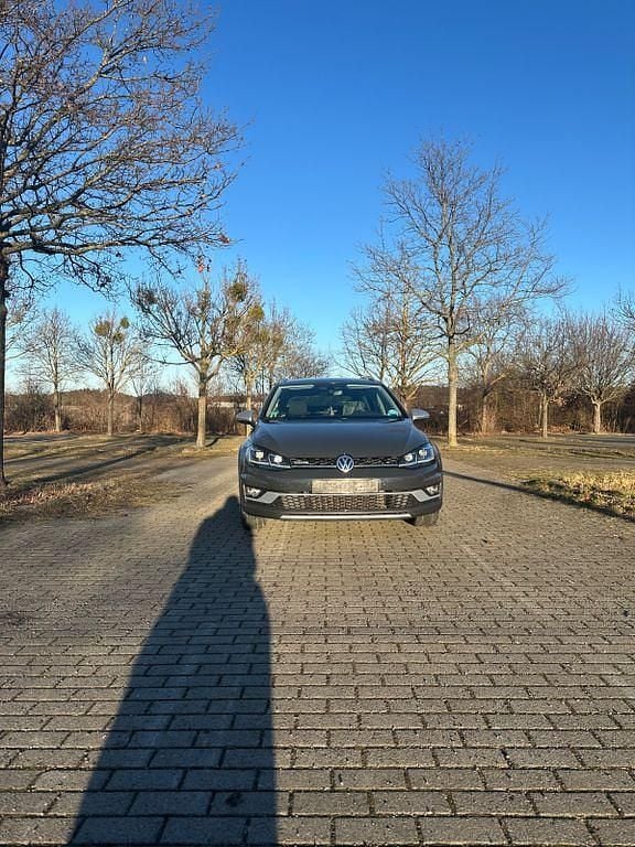 Gebraucht VW Golf Alltrack 184 PS (135 kW) 2017 Grau Kombi