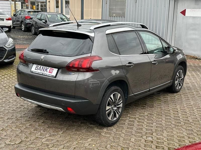 Gebraucht Peugeot 2008 Allure 110 PS (80 kW) 2017 Platiniumgrau SUV