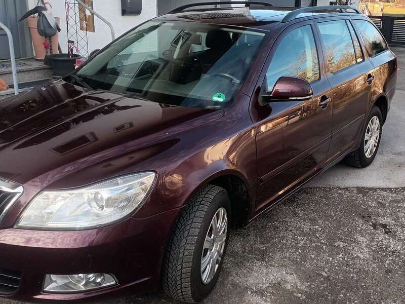 Gebraucht 2012 Skoda Octavia Fun Kombi | 5.990 € (Etwas zu teuer) - Bild 1/4