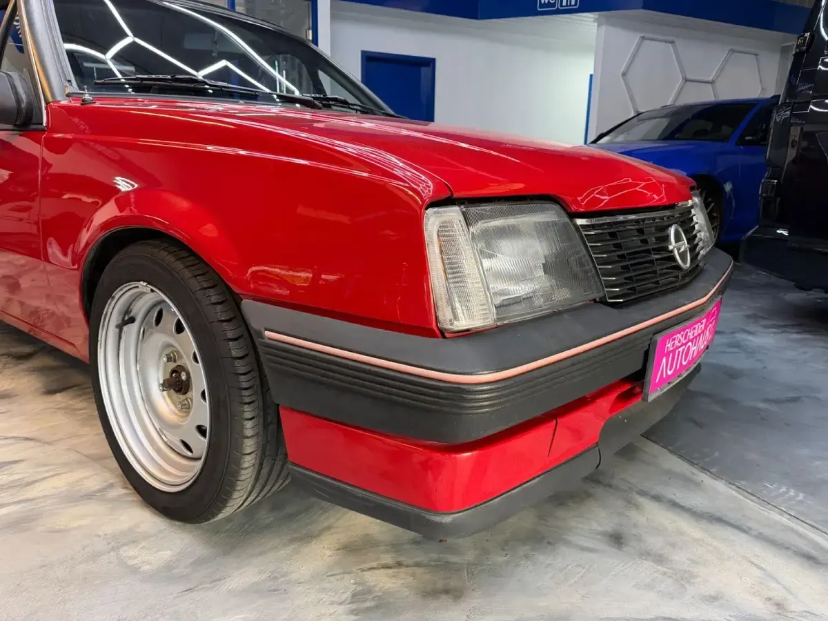 Gebraucht Opel Ascona 116 PS (85 kW) 1985 Rot Kombi