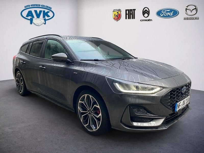 Neu Ford Focus ST-Line X 155 PS (114 kW) 2026 Grau Limousine