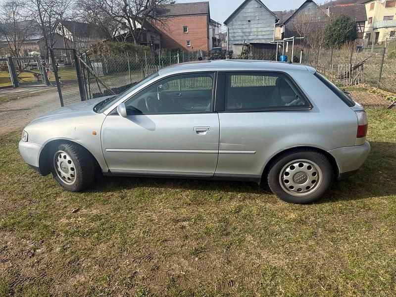 Gebraucht Audi A3 125 PS (91 kW) 1998 Silber Kleinwagen