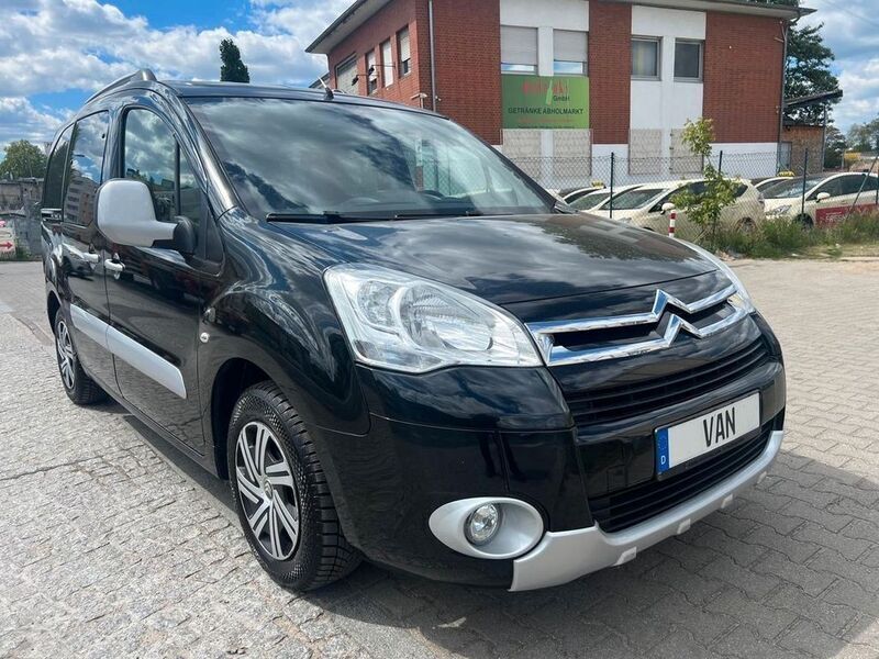 Lack onyx schwarz/deckenden Gebraucht 2012 Citroën Berlingo SELECTION Van / Kleinbus | 7.990 € (Fairer Preis) - Bild 1/4