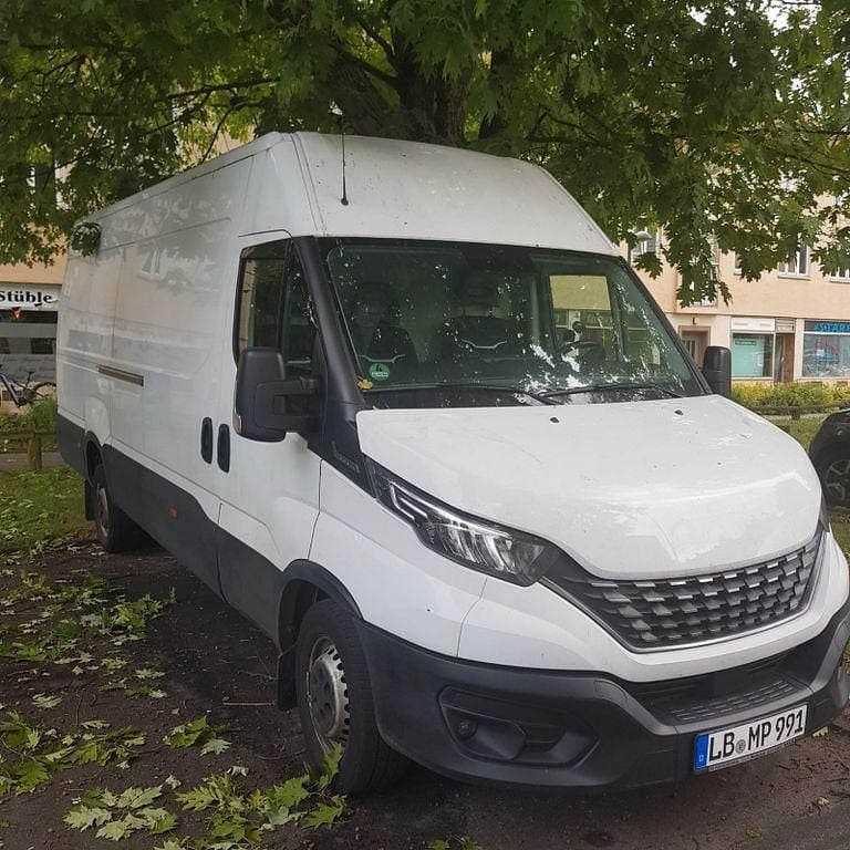 Gebraucht Iveco Daily 136 PS (100 kW) 2020 Weiß Van / Kleinbus