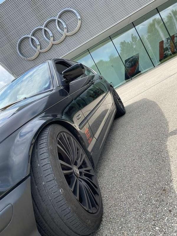 Gebraucht 2000 BMW 320 Limousine | 7.300 € - Bild 1/4