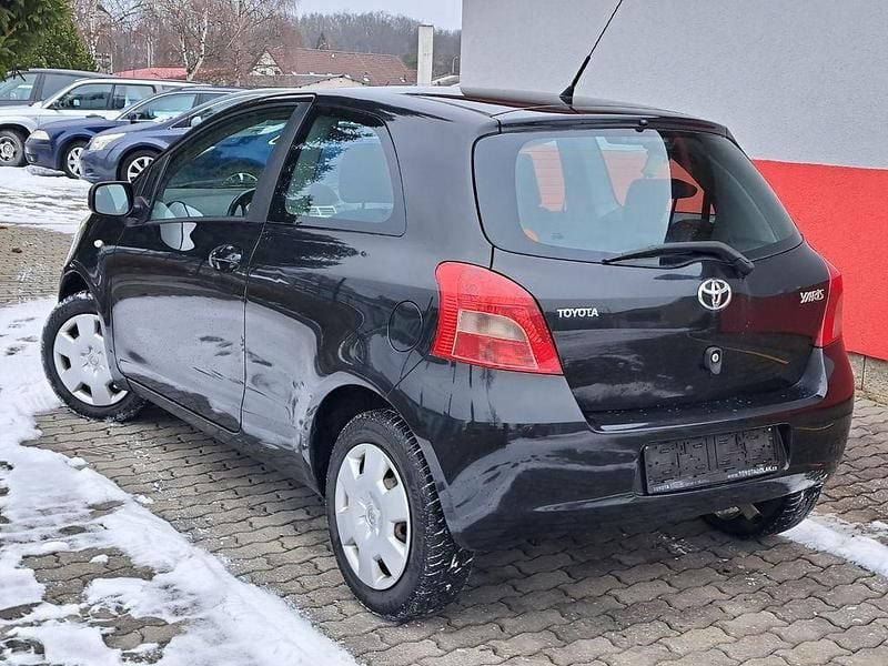 Gebraucht Toyota Yaris Sol 69 PS (50 kW) 2006 Schwarz Limousine