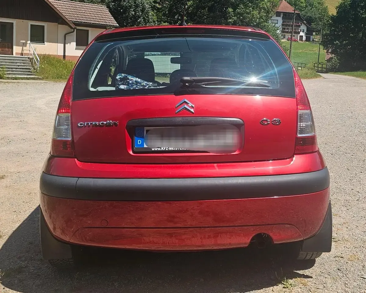 Gebraucht Citroën C3 60 PS (44 kW) 2007 Rot Kleinwagen
