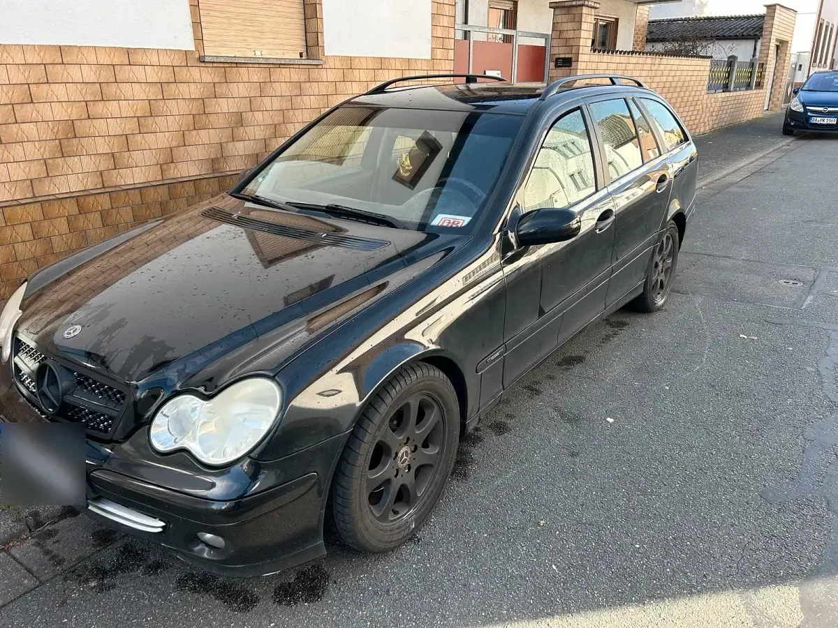 Gebraucht Mercedes C200 122 PS (89 kW) 2004 Schwarz Kombi