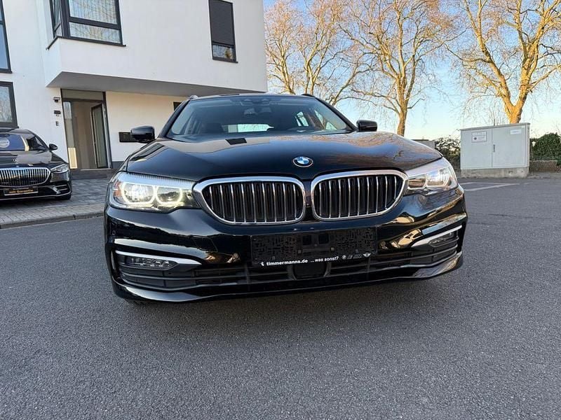 Gebraucht BMW 520 Performance 190 PS (139 kW) 2019 Schwarz Kombi