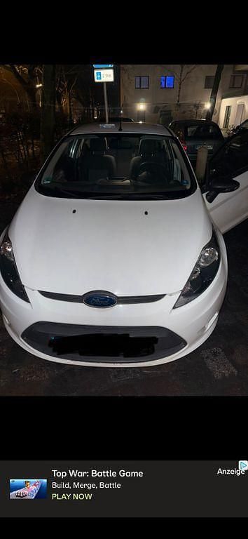 Weiß Gebraucht 2012 Ford Fiesta Ambiente Kleinwagen | 3.400 € (Guter Preis) - Bild 1/4