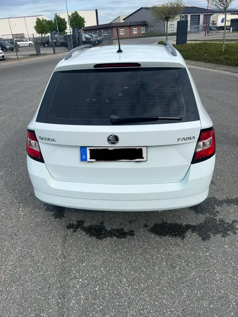 Gebraucht Skoda Fabia 2017 Weiß Kombi