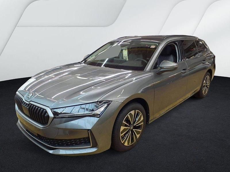 Gebraucht Skoda Superb Selection 204 PS (150 kW) 2025 Grau Kombi