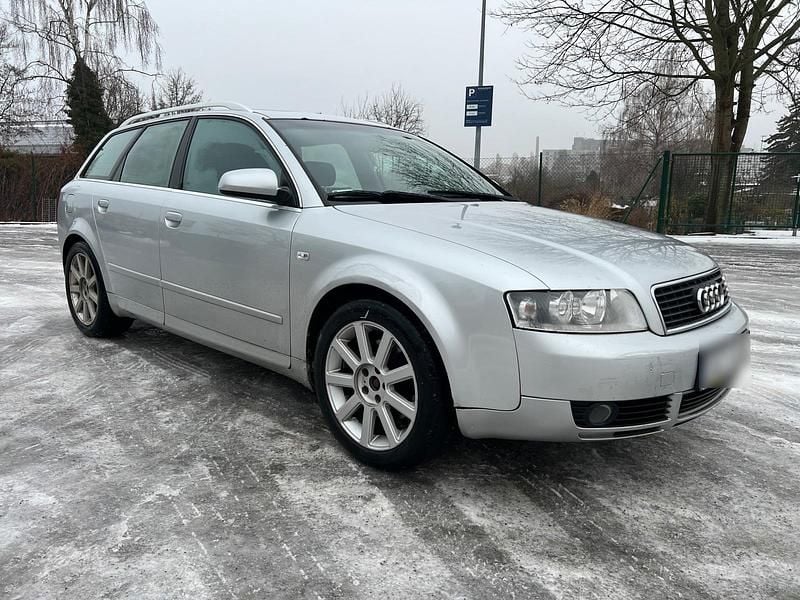 Gebraucht Audi A4 163 PS (119 kW) 2004 Grau Kombi