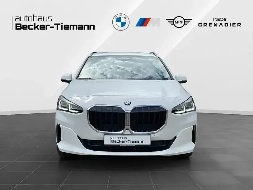 Gebraucht BMW 220 Active Tourer Efficient Dynamics 156 PS (114 kW) 2025 Alpinweiß uni Van / Kleinbus