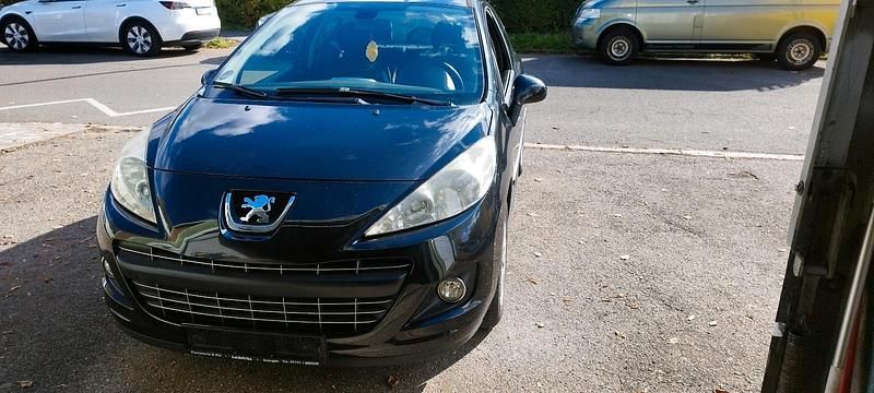 Schwarz Gebraucht 2011 Peugeot 207 Kleinwagen | 1.899 € (Superpreis) - Bild 1/4