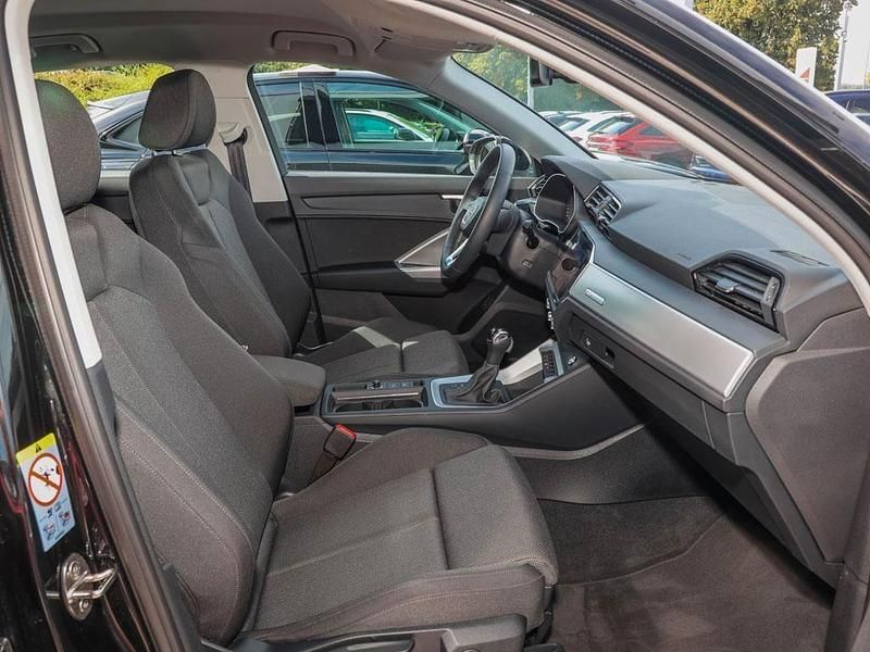 Gebraucht Audi Q3 Advanced Plus 150 PS (110 kW) 2024 Mythosschwarz metallic SUV