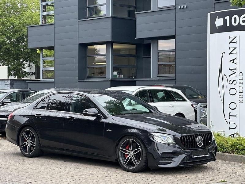 Obsidianschwarz metalliclack Gebraucht 2019 Mercedes E53 AMG AMG Limousine | 42.950 € (Guter Preis) - Bild 1/3