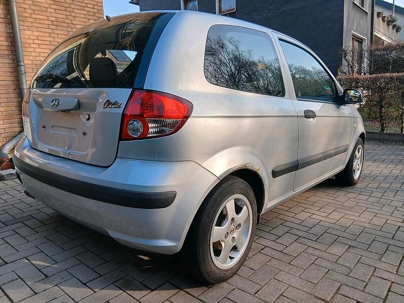 Gebraucht Hyundai Getz 62 PS (45 kW) 2004 Silber Kleinwagen