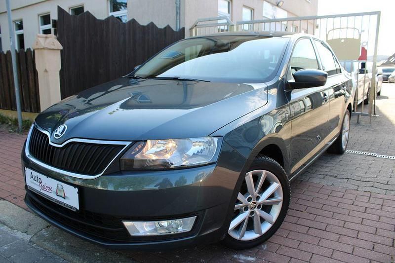 Grau Gebraucht 2014 Skoda Rapid Drive Limousine | 7.999 € (Fairer Preis) - Bild 1/4