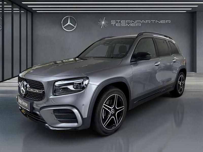 Grau Gebraucht 2024 Mercedes GLB200 AMG SUV | 41.440 € (Fairer Preis) - Bild 1/3