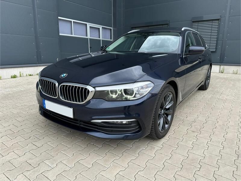 Blau Gebraucht 2020 BMW 518 Kombi | 17.290 € - Bild 1/4