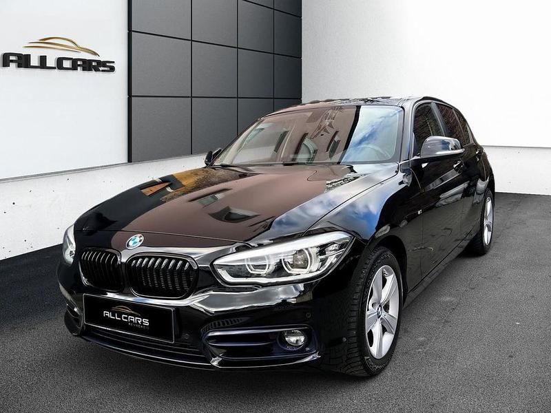 Schwarz Gebraucht 2019 BMW 120 Sport Line Kleinwagen | 20.990 € (Fairer Preis) - Bild 1/4