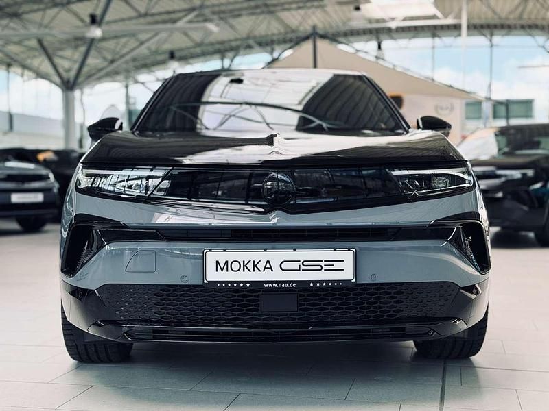 Neu Opel Mokka-e GSe 206 kW (281 PS) 2026 Grafik grau SUV