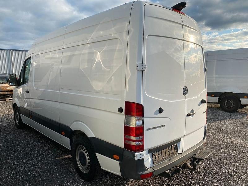 Gebraucht Mercedes Sprinter 163 PS (119 kW) 2017 Weiß Van