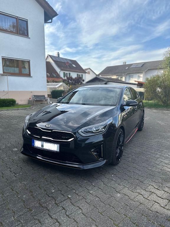 Gebraucht Kia ProCeed GT 204 PS (150 kW) 2019 Schwarz Kombi