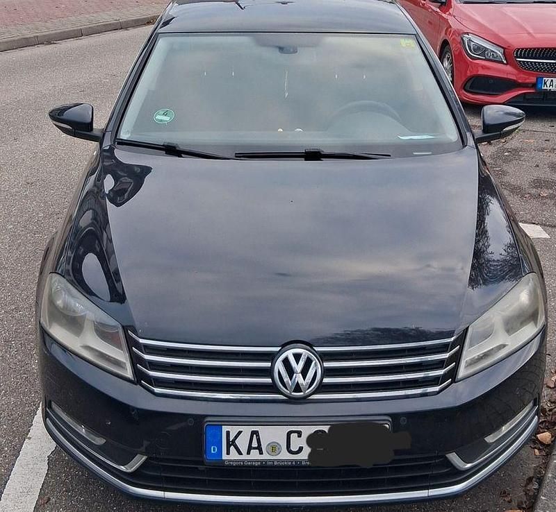 Schwarz Gebraucht 2011 VW Passat Highline Limousine | 4.500 € (Superpreis) - Bild 1/4