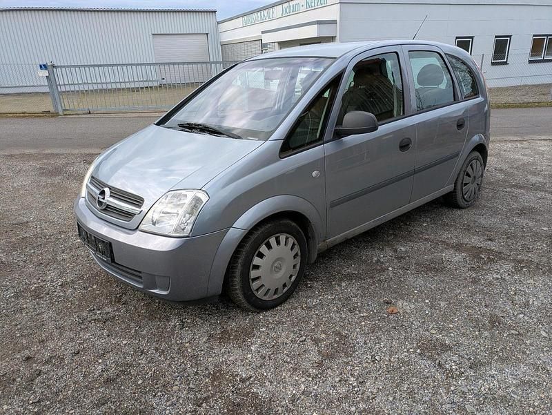 Gebraucht Opel Meriva 101 PS (74 kW) 2004 Silber Van / Kleinbus