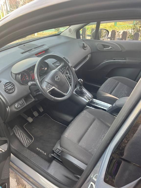 Gebraucht Opel Meriva Edition 120 PS (88 kW) 2012 Grau Van / Kleinbus