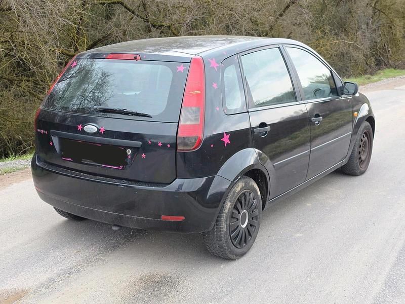 Gebraucht Ford Fiesta 84 PS (61 kW) 2002 Schwarz Kleinwagen