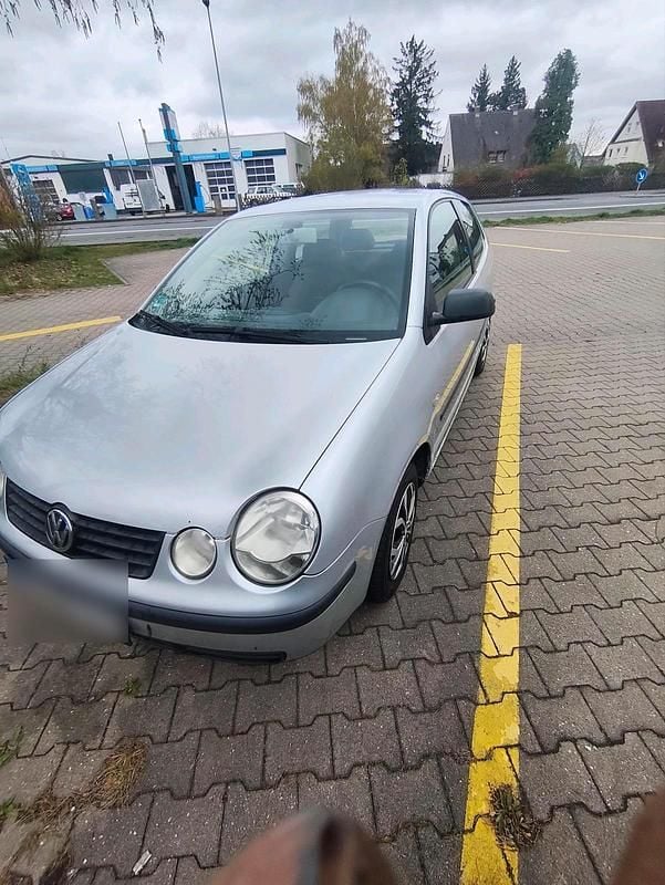 Używany VW Polo 63 KM (46 kW) 2003 Srebrny Hatchback