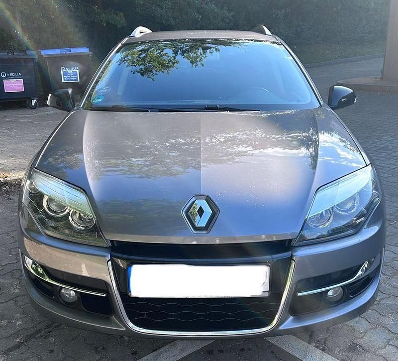 Grau Gebraucht 2012 Renault Laguna GrandTour Dynamique Kombi | 3.700 € (Fairer Preis) - Bild 1/4