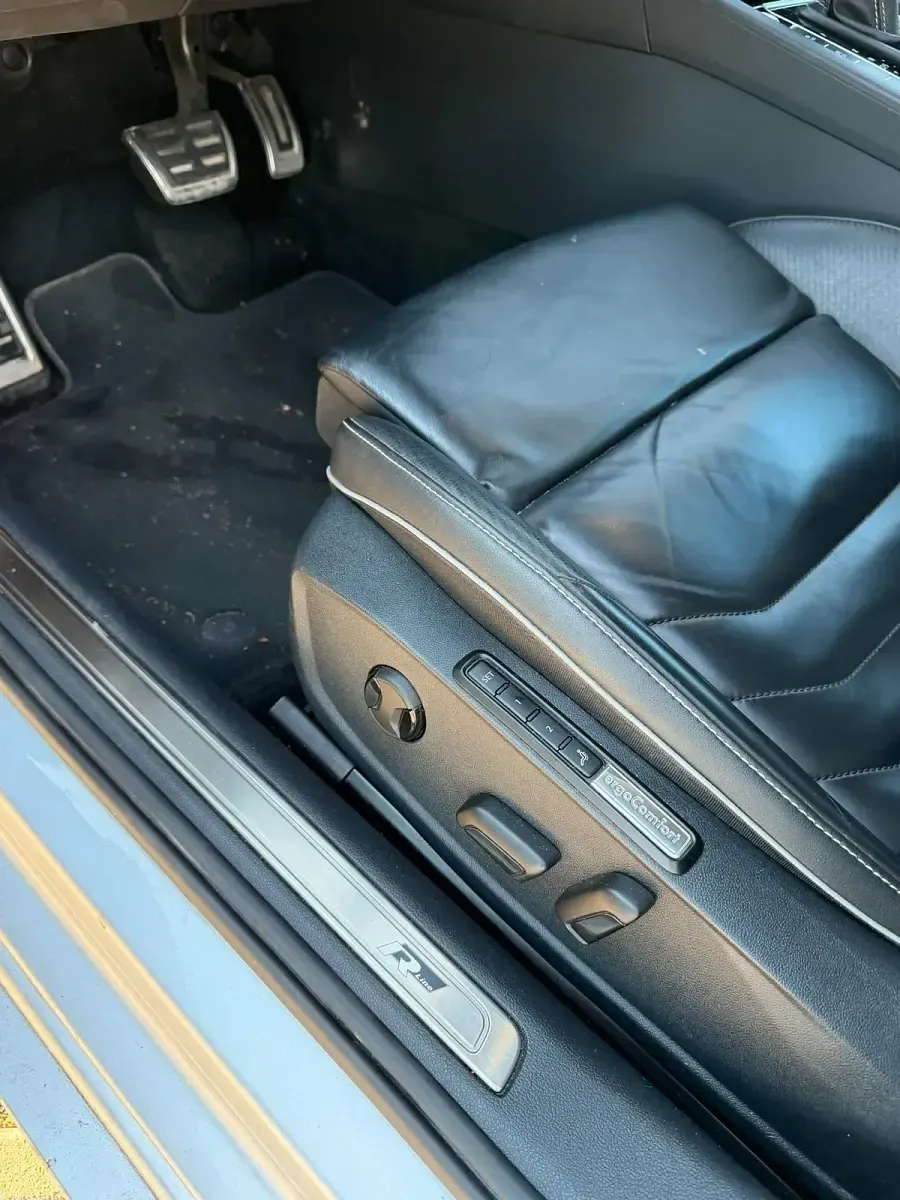 Gebraucht VW Arteon R-line 239 PS (175 kW) 2019 Silber Kleinwagen